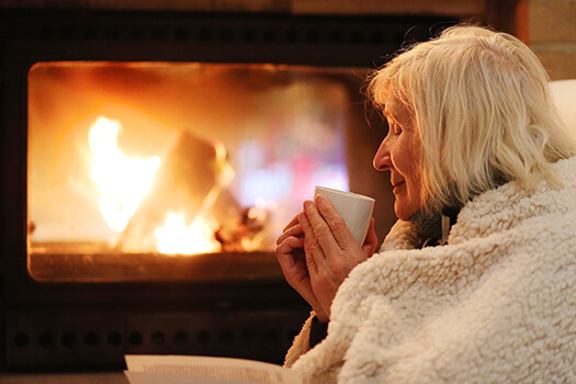 Helping Aging Adults Stay Warm in the Wintertime in Oshkosh, WI